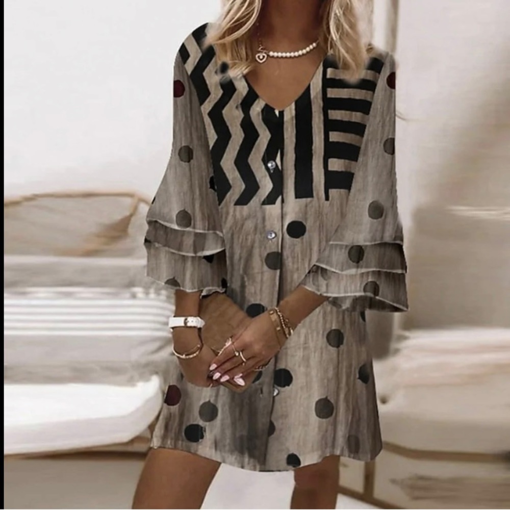 Polka dot mini dress. New with tags. Small Elastene-polyester